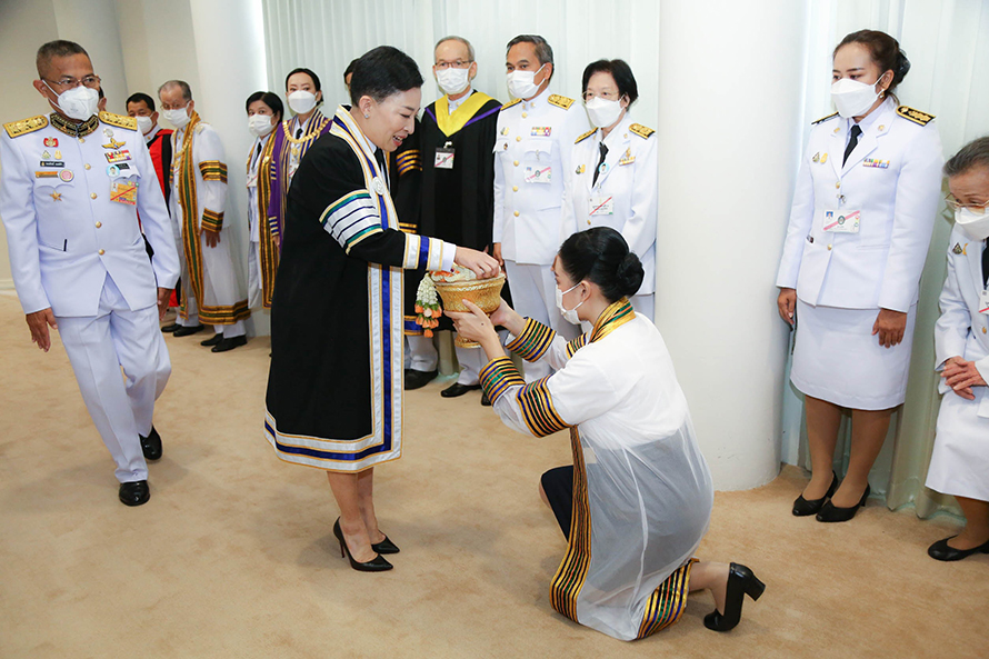 乌隆他尼皇家大学2017 2019学年毕业典礼 乌隆他尼皇家大学 Udon Thani Rajabhat University